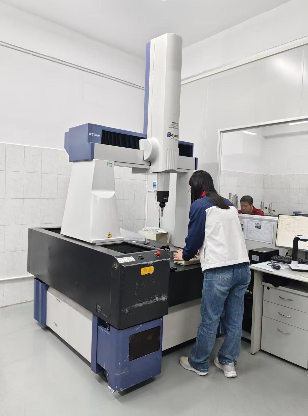 Coordinate Measuring Machine